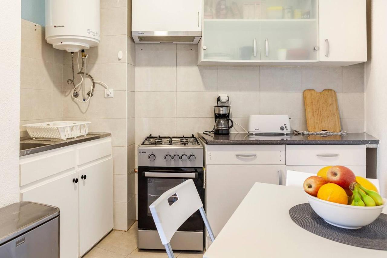 Lejlighed Relax In For 4 People With Terrace And Parking